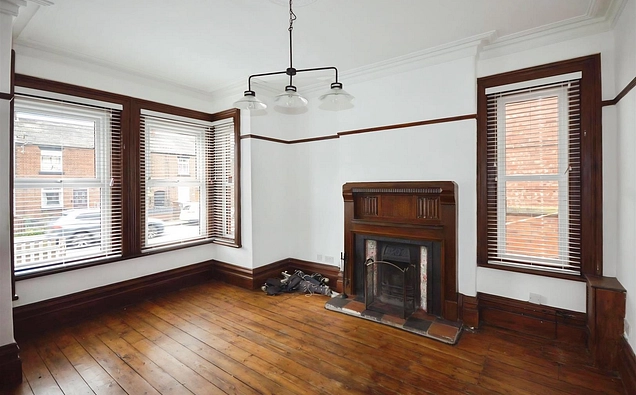 11 London Road, Elworth, Sandbach, Cheshire, CW11 - Stephenson Browne