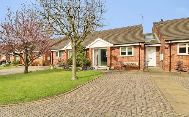 St Andrews Gardens, Alsager, Cheshire, ST7 - Stephenson Browne