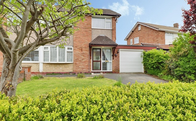 Oak Tree Close, Crewe, CW1 - Stephenson Browne