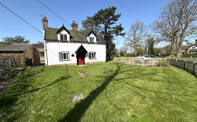 Narrow Lane, Crewe Green, Crewe, CW1 - Stephenson Browne