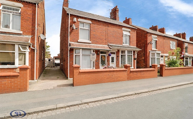 Holland Street, Crewe, CW1 - Stephenson Browne
