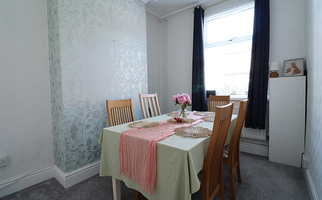 Sparrow Terrace, Newcastle, ST5 - Stephenson Browne