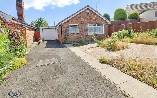Woolston Drive, Hough, Crewe, CW2 - Stephenson Browne