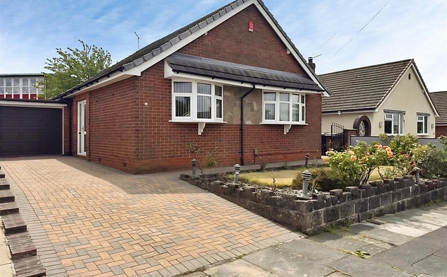 Brandon Grove, Stoke-On-Trent, ST4 - Stephenson Browne